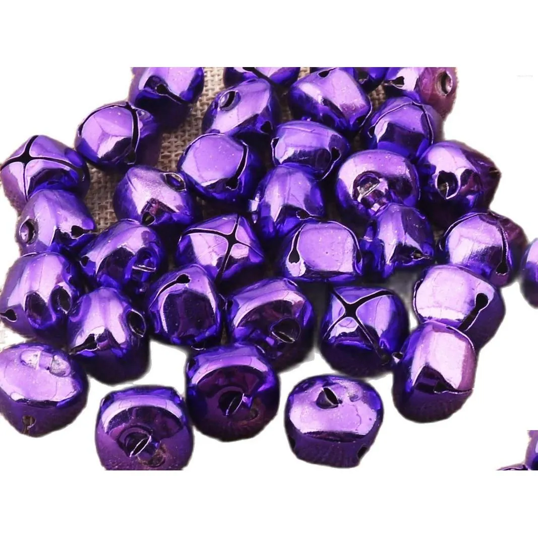 Articoli per feste 50 pezzi in metallo viola Jingle Bells artigianato natalizio durevole pet croce slitta campana ciondoli Dhjb2