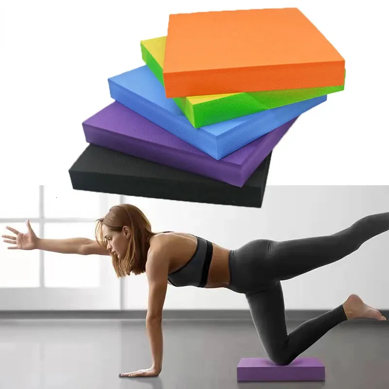 Yogamattor 3040 cm TPE Mat Soft Balance Pad Watertofy Cushion Trainer Gym Pilates Block Fitness Knee 5cm Thicked Board 231012