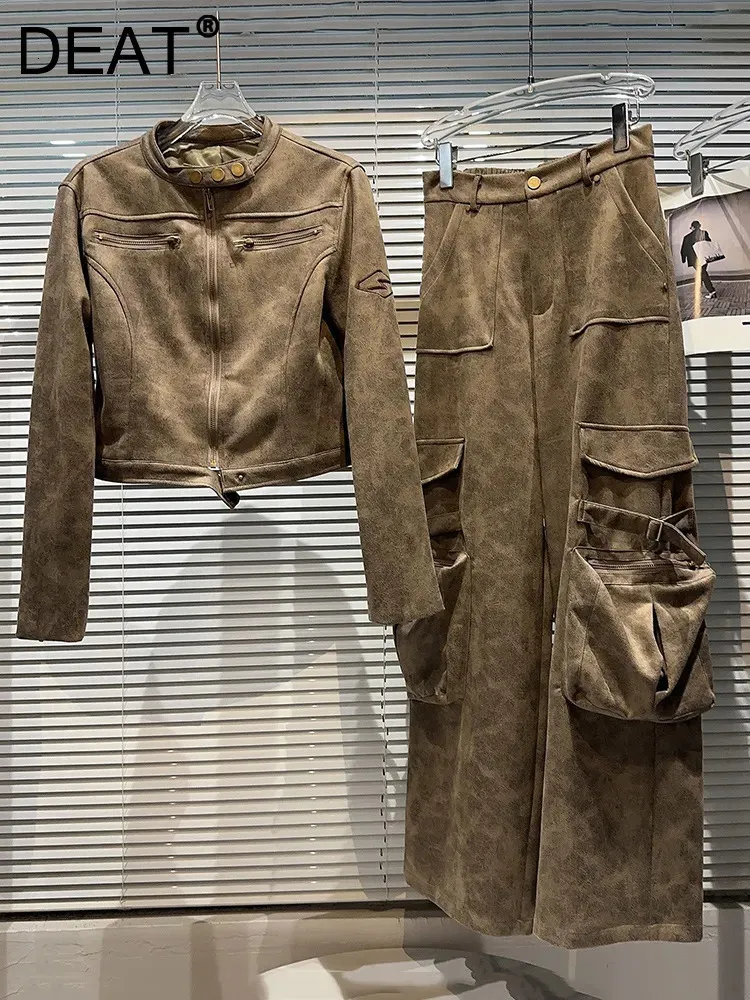 Calças femininas de duas peças DEAT Vintage Patchwork Design Fur Couro Stand Collar Zipper Manga Longa Jaqueta Bolsos Carga 2023 Outono 11XX5420 231012