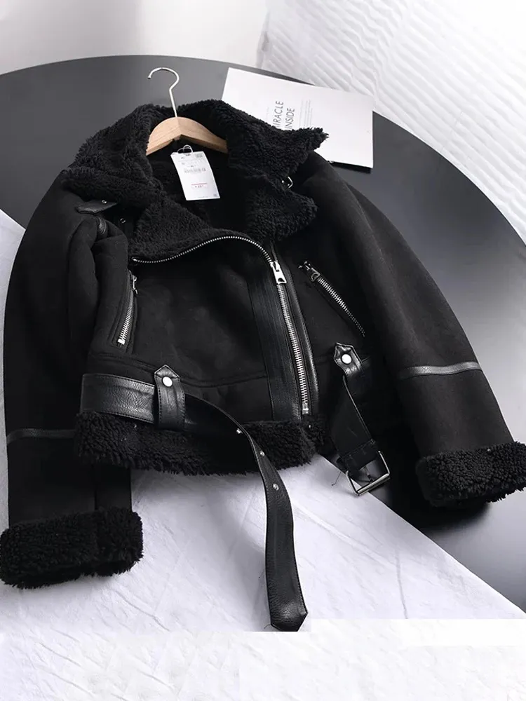 Femmes fourrure fausse hiver Vintage daim agneau veste courte femmes épais chaud Moto vélo noir manteau femme ceintures en cuir vêtements d'extérieur avec ceinture 231013