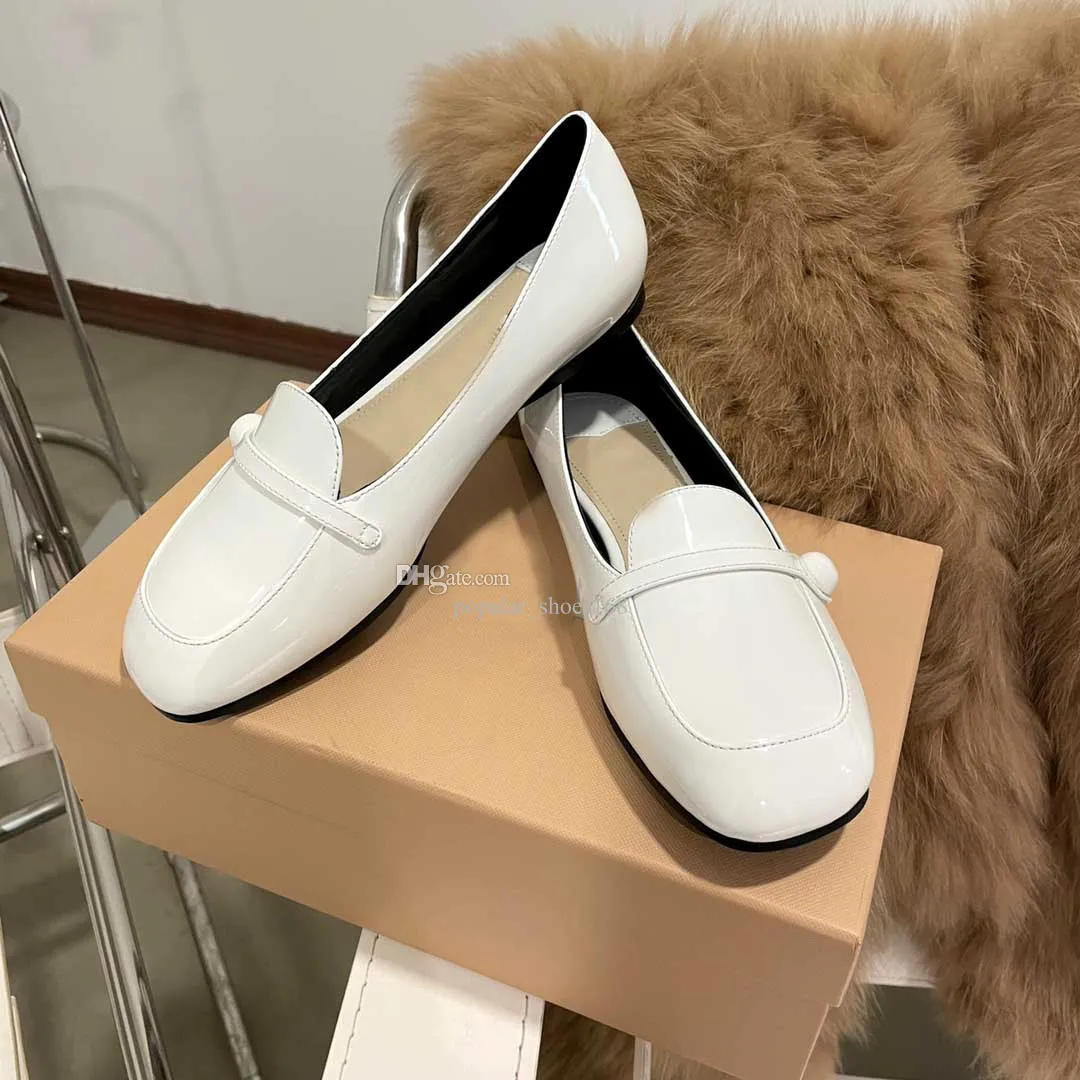 High-quality women's shoes patent leather shoes rhinestone buckle Mary Jane round toe autumn shallow flat-bottomed ballet spoon suede bright college student shoes