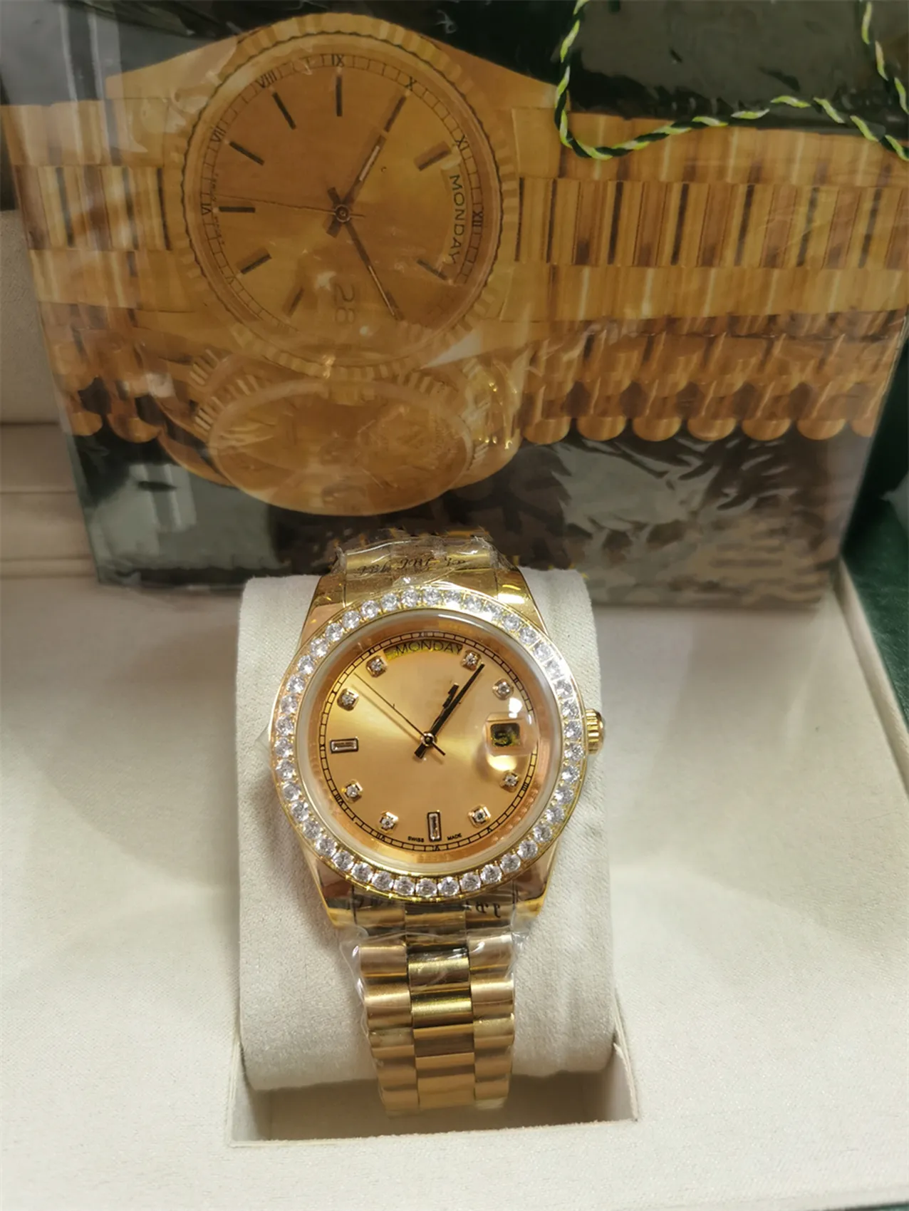 Avec boîte d'origineMontres de mode de luxe de qualité supérieure en or jaune 18 carats avec cadran en diamant 18038 montre automatique montre pour homme montre-bracelet 69