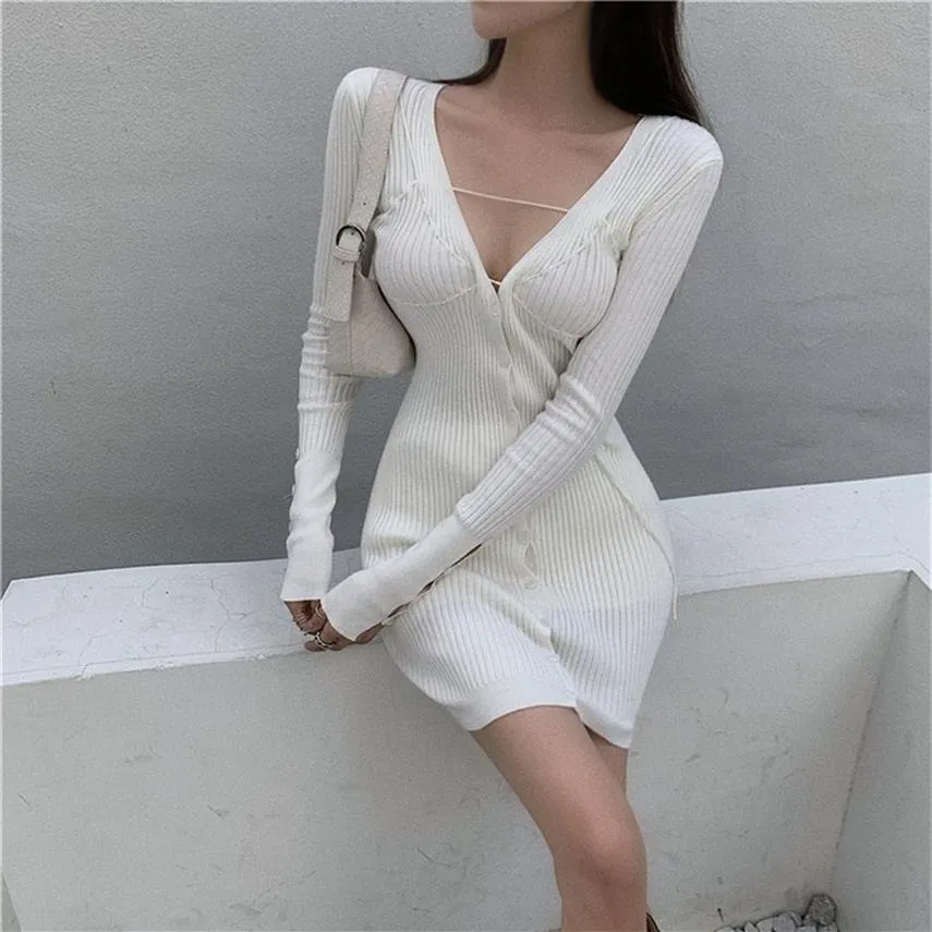 Abito a maniche lunghe a coste in maglia coreana Mini White Women White Sust Autumn Cody Contel Vestre per maglione viola Ladies Nuova 210319244L