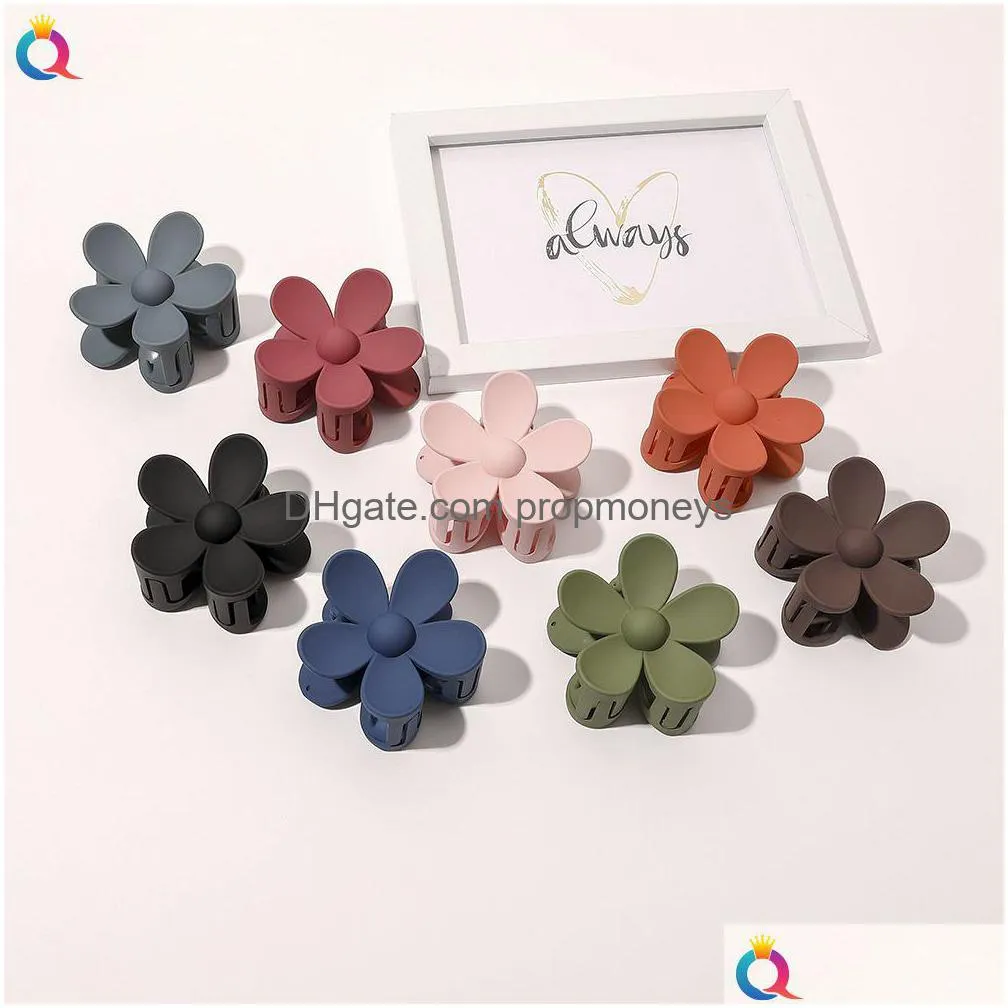 Cartoon Accessories 25 Colors Flower Shaped Hair Clips Clamp Lady Middle Size Plastic Claws Female Flowers Scrunchies Ponytail Pure Co Dheym