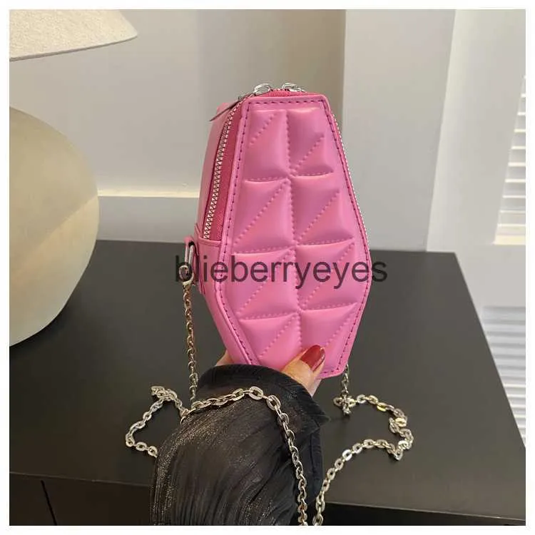 Cross Body Personalized 2023 Autumn New Popular Chain Handheld Shoulder Crossbody Bag This Yearblieberryes