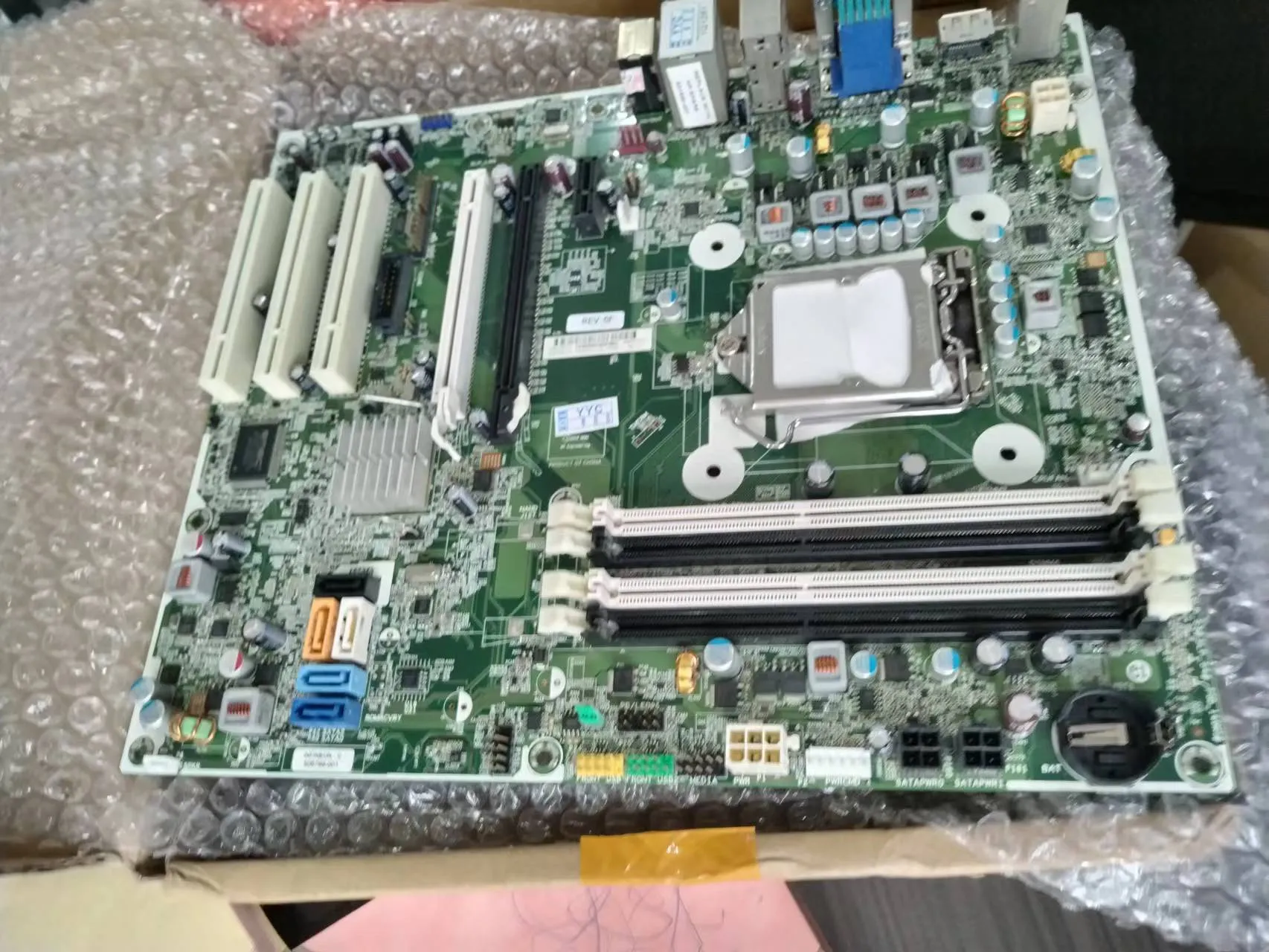 中古-非常に良い】 531991-001 HP Compaq 8100 Elite SFF intel
