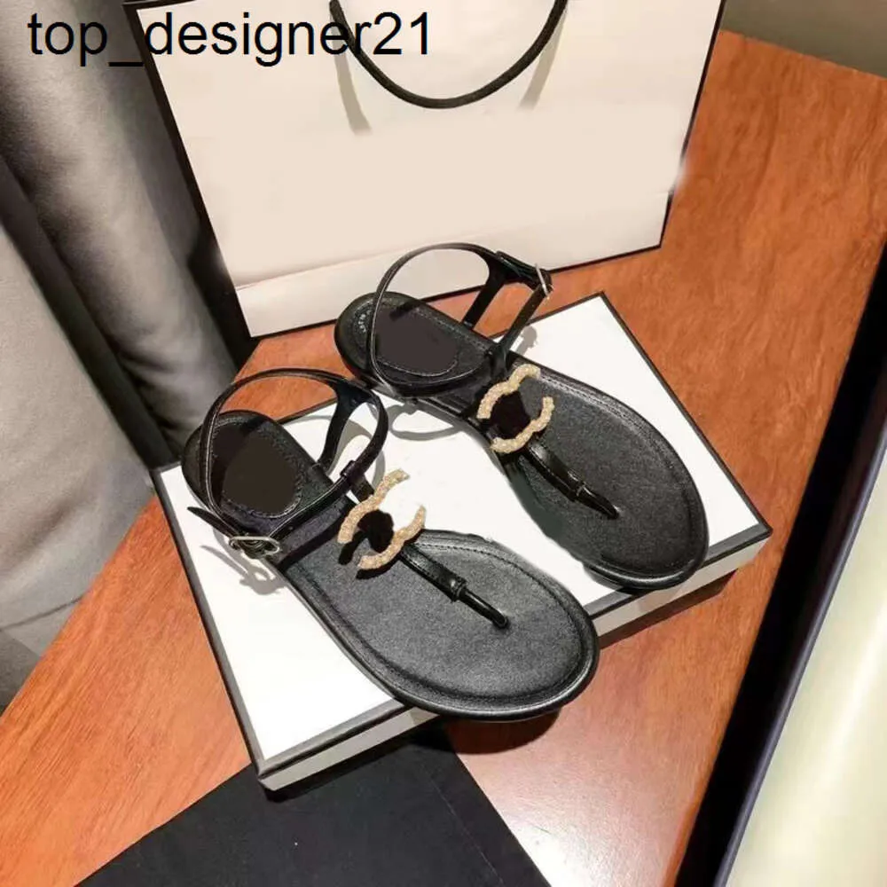 Nowa letnia projektant marki mody sandałowe buty na wysokim obcasie kobiety klinowe sandały kliny seksowne damskie kostki