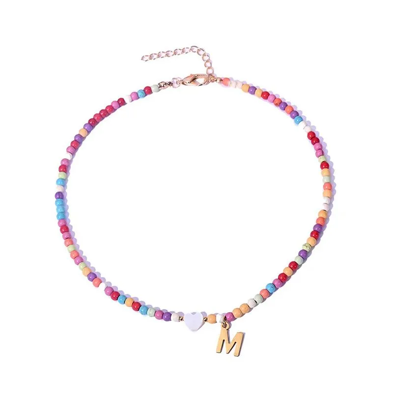 Collier ras du cou en perles colorées pour femmes, pendentif avec lettre en acier inoxydable, à la mode, bijoux en forme de cœur, accessoires Boho