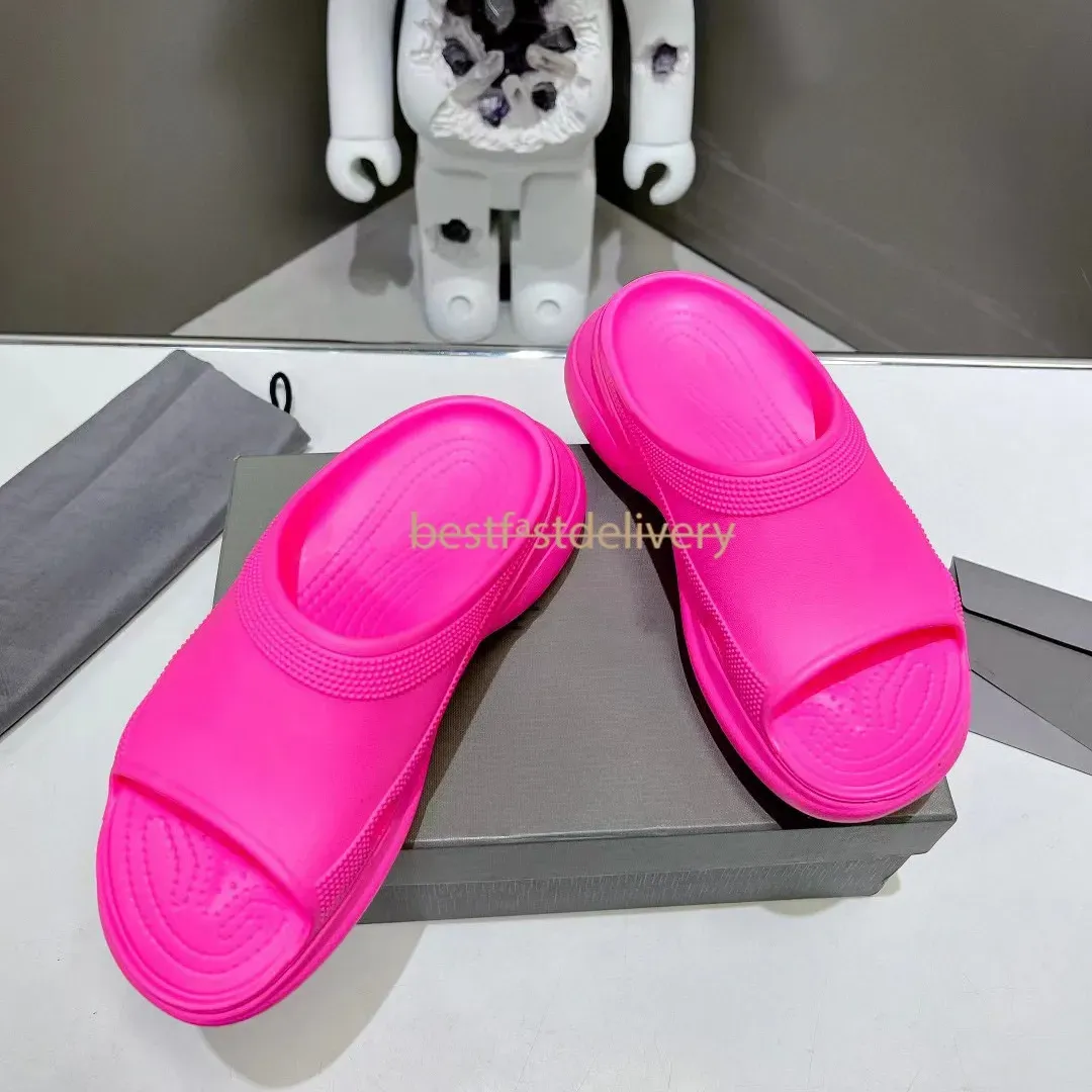 Designer Slippers Swimming Pool Crocodile Slippers Rubber Flat Sandals Female Short-Fat Sole Foam Slide Classic Summer Beach Slippers Size 35-45