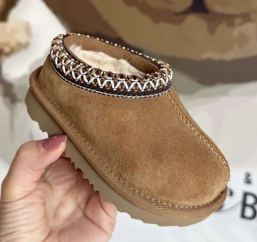 Tasman II-pantoffels voor peuters Tazz-babyschoenen Kinderen Kastanjebont Slippers Schapenvacht Shearling Klassiek Ultra Mini-laars Wintermuiltjes Instapper Wol Little Big619