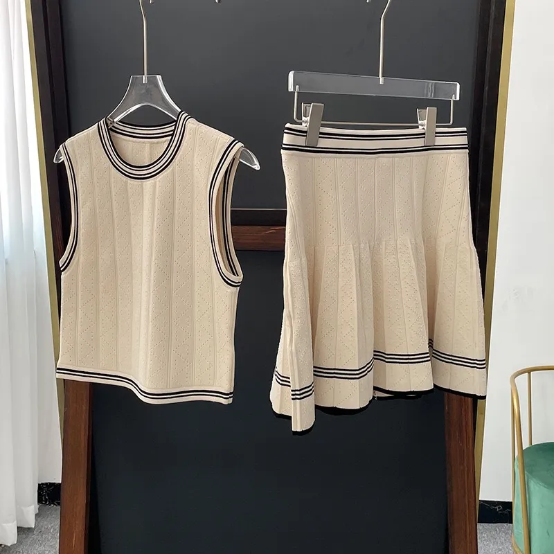 Womens Sandro sommar ärmlös stickad topp a-line kort kjol mode 2st