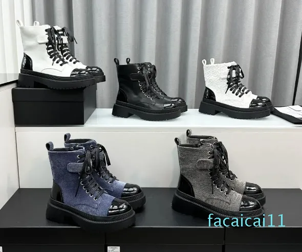 Stivaletti in pelle pizzo Stivaletti da combattimento punta tonda Tacchi grossi di alta qualità nero bianco Designer di lusso da donna piatto Calzature di fabbrica di scarpe casual