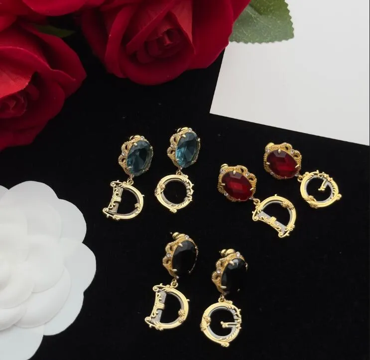 Yakut emaye retro mektup kulak saplama klasik bakır kadınlar hediyeler tasarımcı mücevher nişan küpeleri hder8 --010