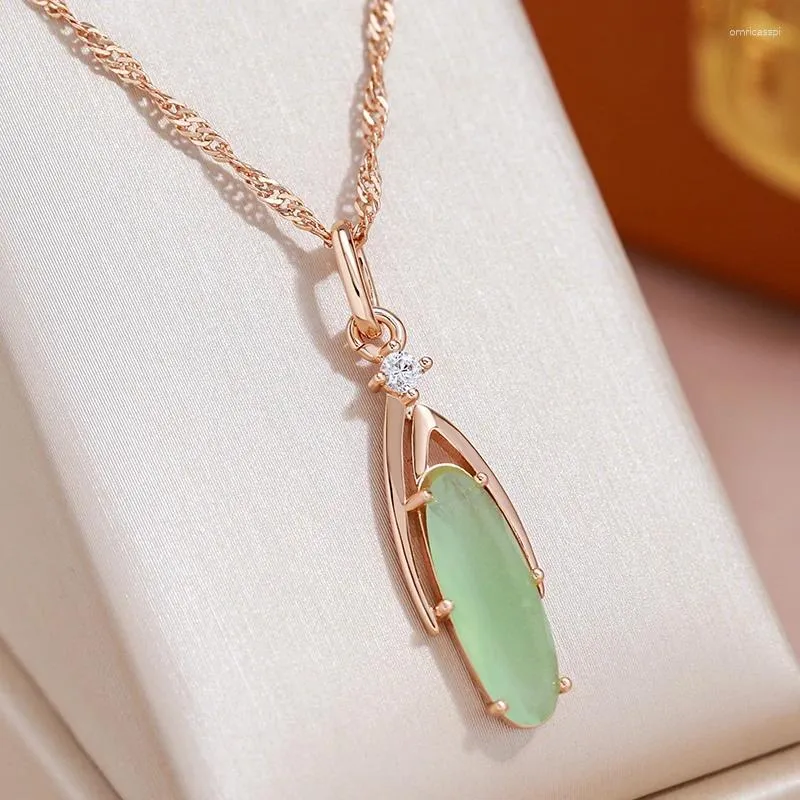 Pendentif Colliers JULYDREAM Personnalité Ovale Brume Vert Zircon 585 Or Couleur Collier De Luxe Pour Femmes Vague Chaîne Bijoux De Fête De Mariage