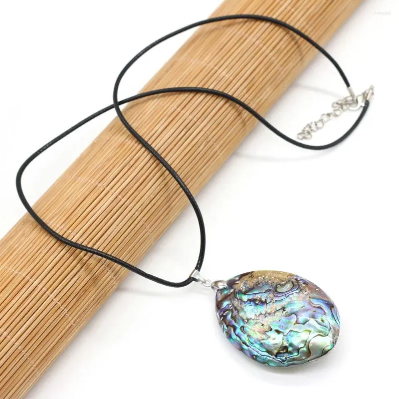 Pendant Necklaces Natural Abalone Shell Necklace Egg Shape For Woman Gift Length 55 5cm Size 40x60mm