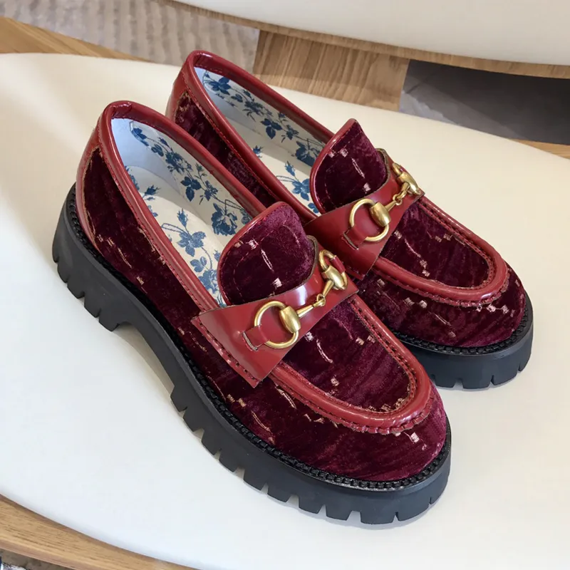 【関税込み】Mou ブラウン ステッチ スリッパ DHgate.com:Genuine Leather Loafers with Bee Embroidery