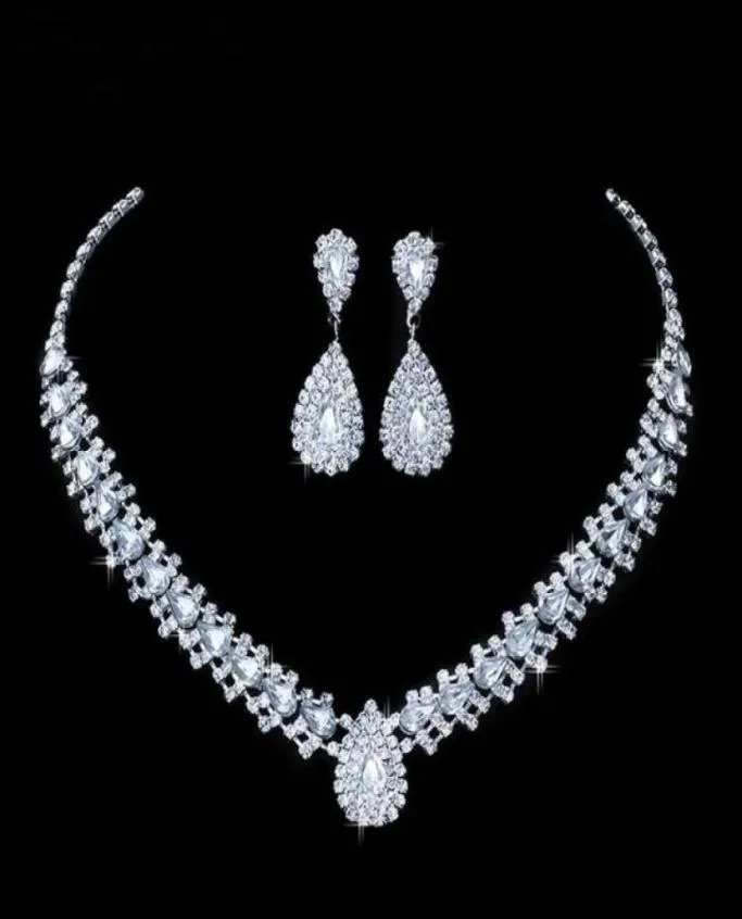 Luxe Bruiloft Sieraden Sets voor Bruids Bruidsmeisje Sieraden Druppel Oorbel Ketting Set Oostenrijk Kristal Hele Gift50763335685216