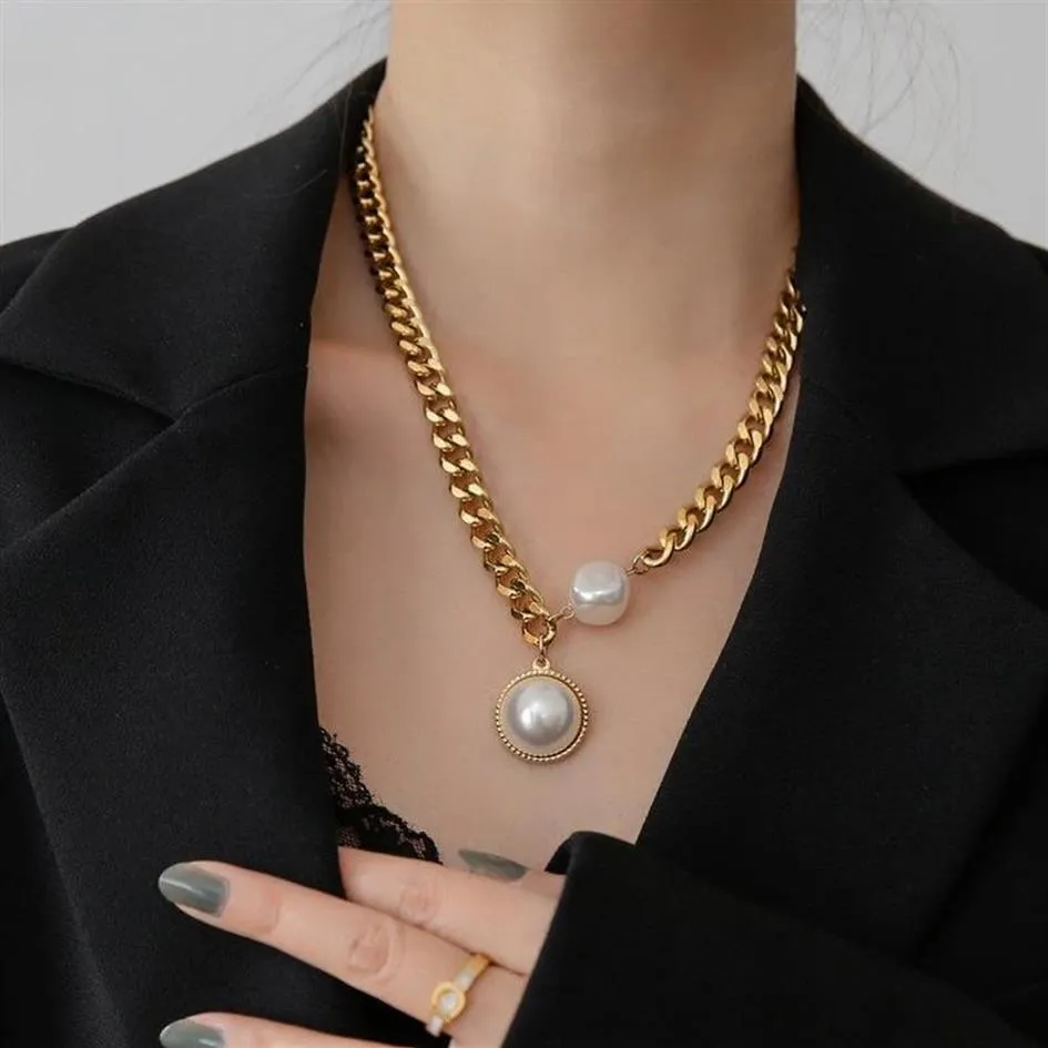 Collane con ciondolo Catena esagerata in oro spesso Collana di perle grandi Trendy Net Rosso Moda Collo Gioielli Clavicola267b
