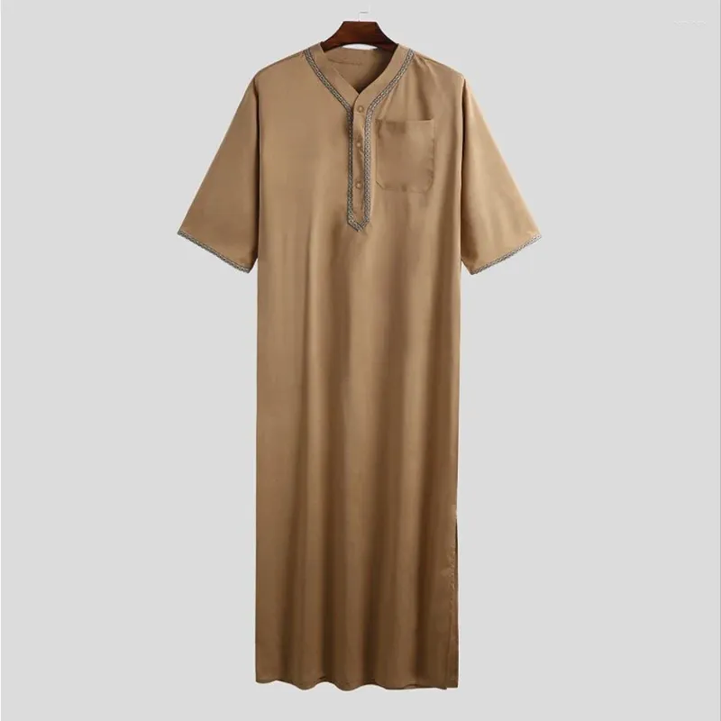 Etnische Kleding 2023 Islamitische Arabische Gewaad Mannen Half Mouw Effen Kleur V-hals Moslim Kleding Vintage Casual Midden-Oosten Dubai mannelijke Jubba Thobe