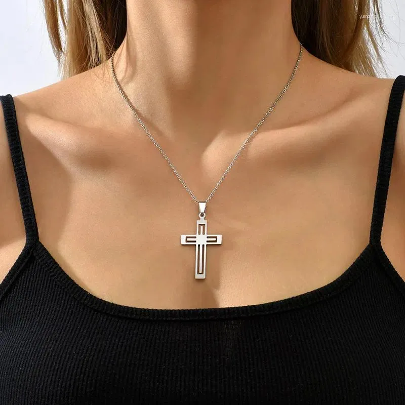 Pendant Necklaces European And American Geometric Trend Hollow Cross Stainless Steel Necklace Female Creative Retro Personality Jewelry