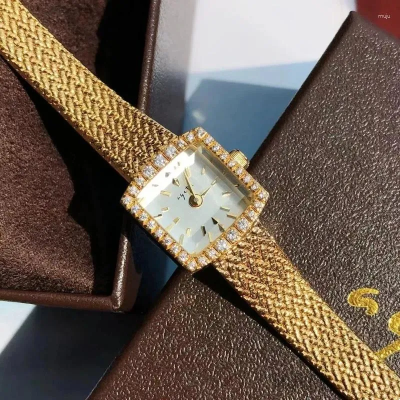 Montres-bracelets de luxe diamant-set blé oreille petite montre en or mode femmes quartz dames accessoires pour
