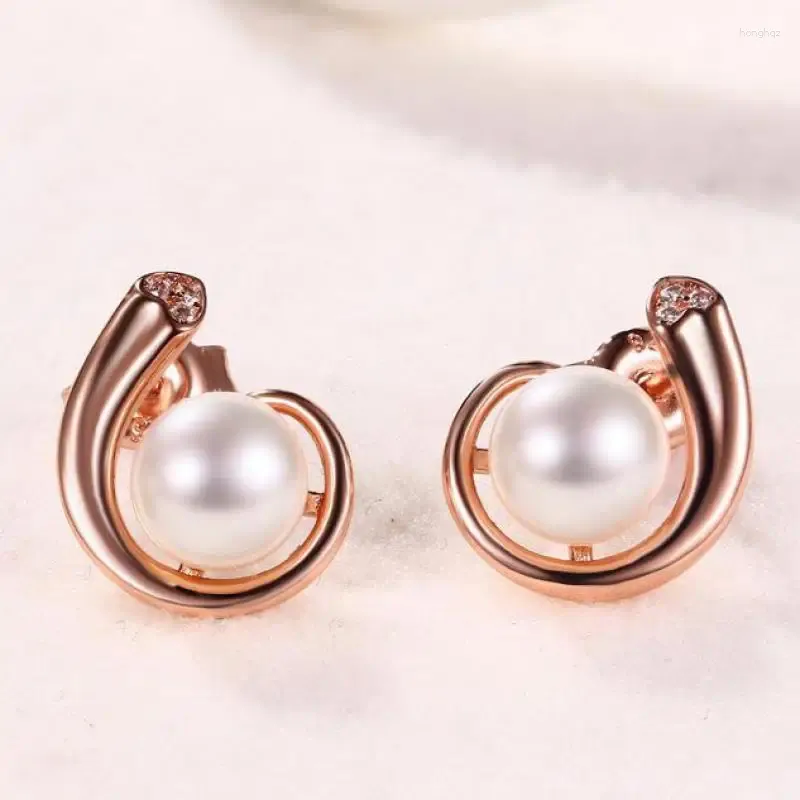 Studörhängen Natural Pearl Earring S925 Sterling Silver Rose Gold Plated Zircon Freshwater Pearls Snail Women Gemstone Jewelry