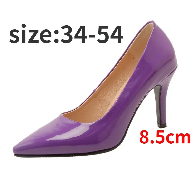 Klänningsskor plus storlek 54 52 50 48 45 Fashion High Heels Women 8.5 cm tunn stilettspetsade bankett bröllopsfest 2023 mäns häl pumpar 231013
