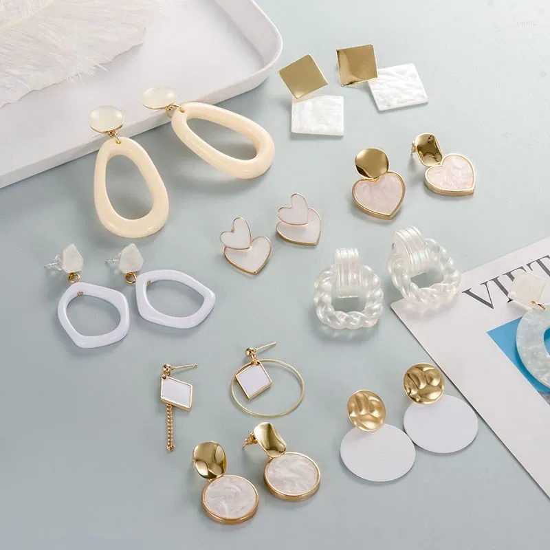 Boucles d'oreilles pendantes géométriques en acrylique pour femmes, coréen, blanc, rond, cœur, pompon, grande goutte, mode féminine, bijoux cadeaux, 2023