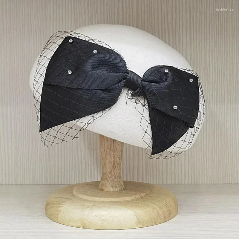 Berets Women Wool Felt Fascinator Hat Veil Netting Bow Tam Beret Casque 1920s Vintage Look Pillbox Cocktail Winter