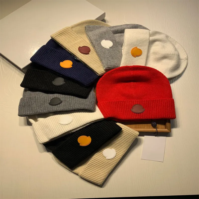 Kvinnors beanie Autumn and Winter Candy Color Designer Beanie Hat Men's Bonnet Outdoor Vacation Sports Rubber Letter 3D Printing Cap