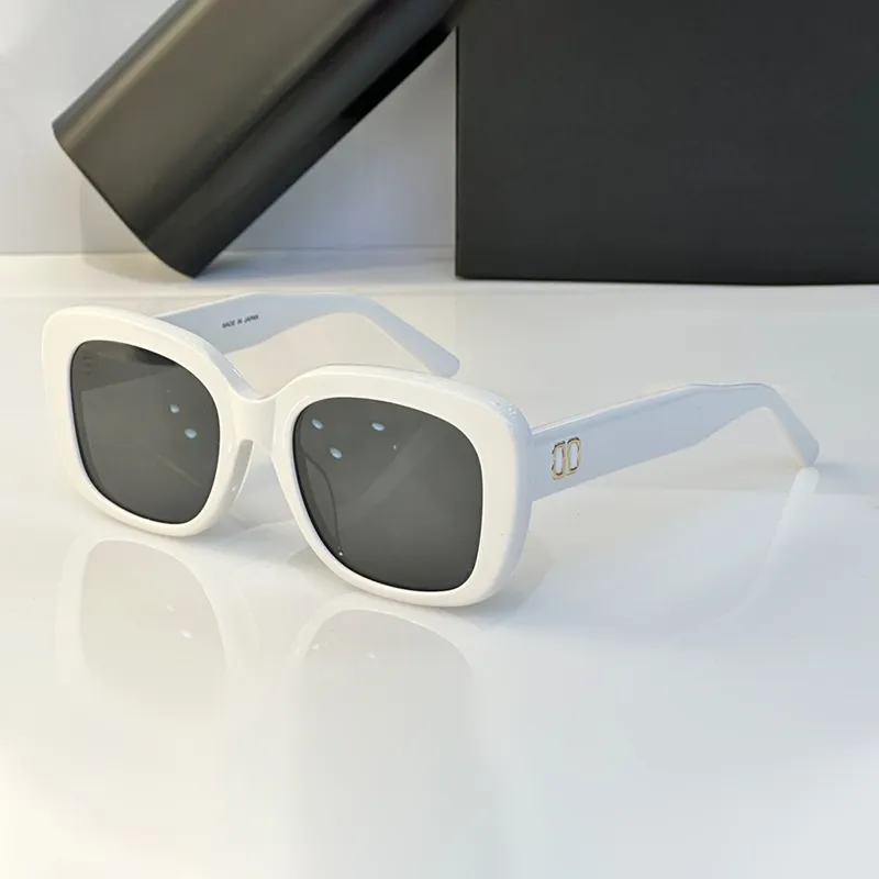 نظارة شمسية مربعة BB نظارة شمسية للنساء مصمميات مصممين شمسية مناسبة لجميع أنواع ارتداء نظارات قذائف السلحفاة البسيطة والرائعة الجديدة