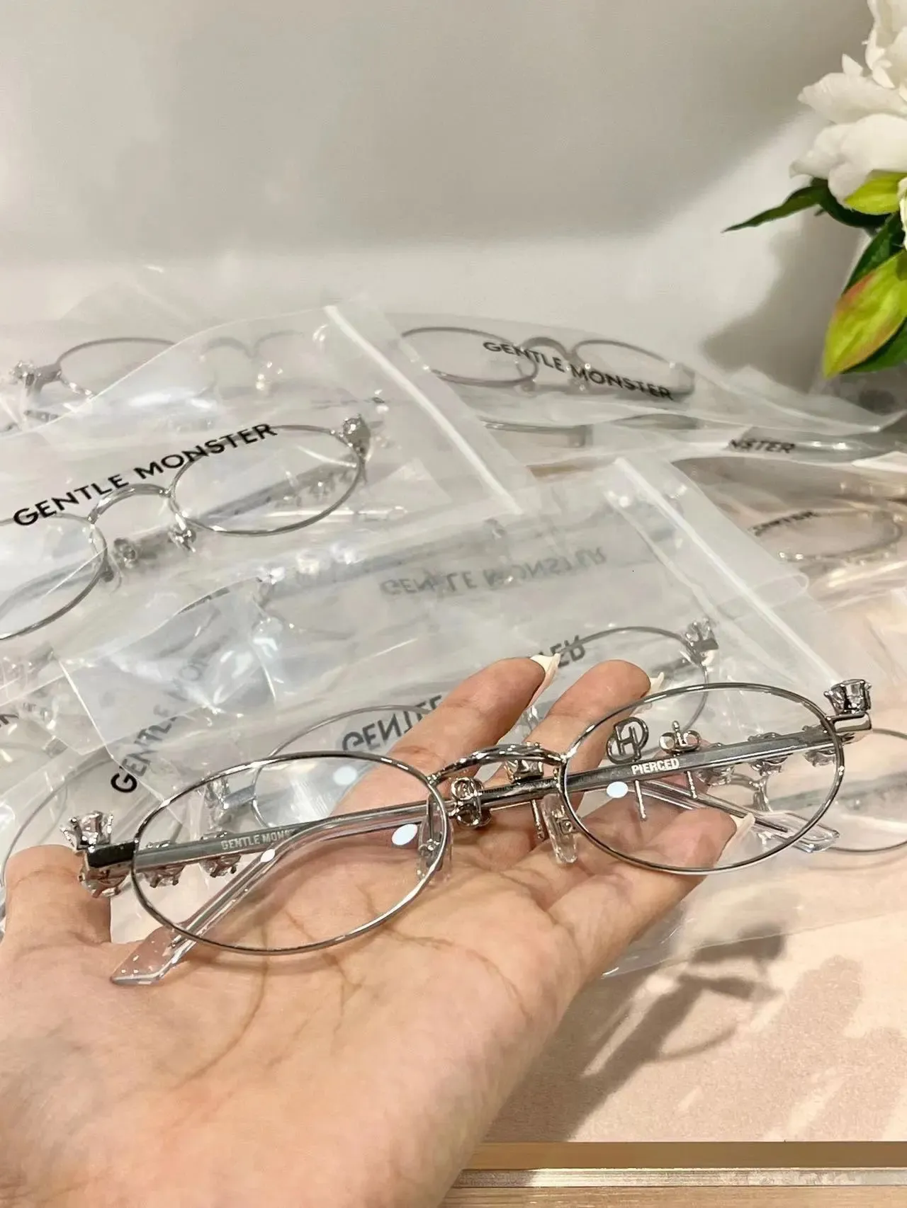 DHgate.com:Gentle Monster X DHEYGERE Fashion Sunglasses