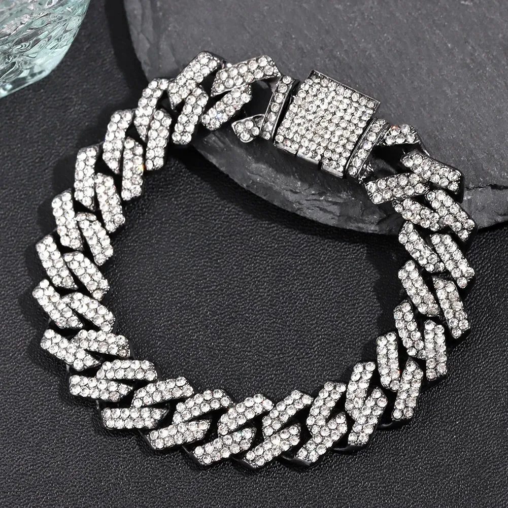 Chain Gothic Punk Paled Crystal Iced Out Cuban Armband For Women Men Fashion Gun Black Link Hiphop Jewelry 231016