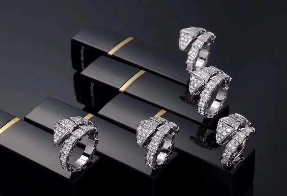 デザイナーラブリングスネークヘッドリングヘビ骨女性ダイヤモンドゴールドメッキ18K公式複製クラシックスタイルネバーフェードファッション記念日