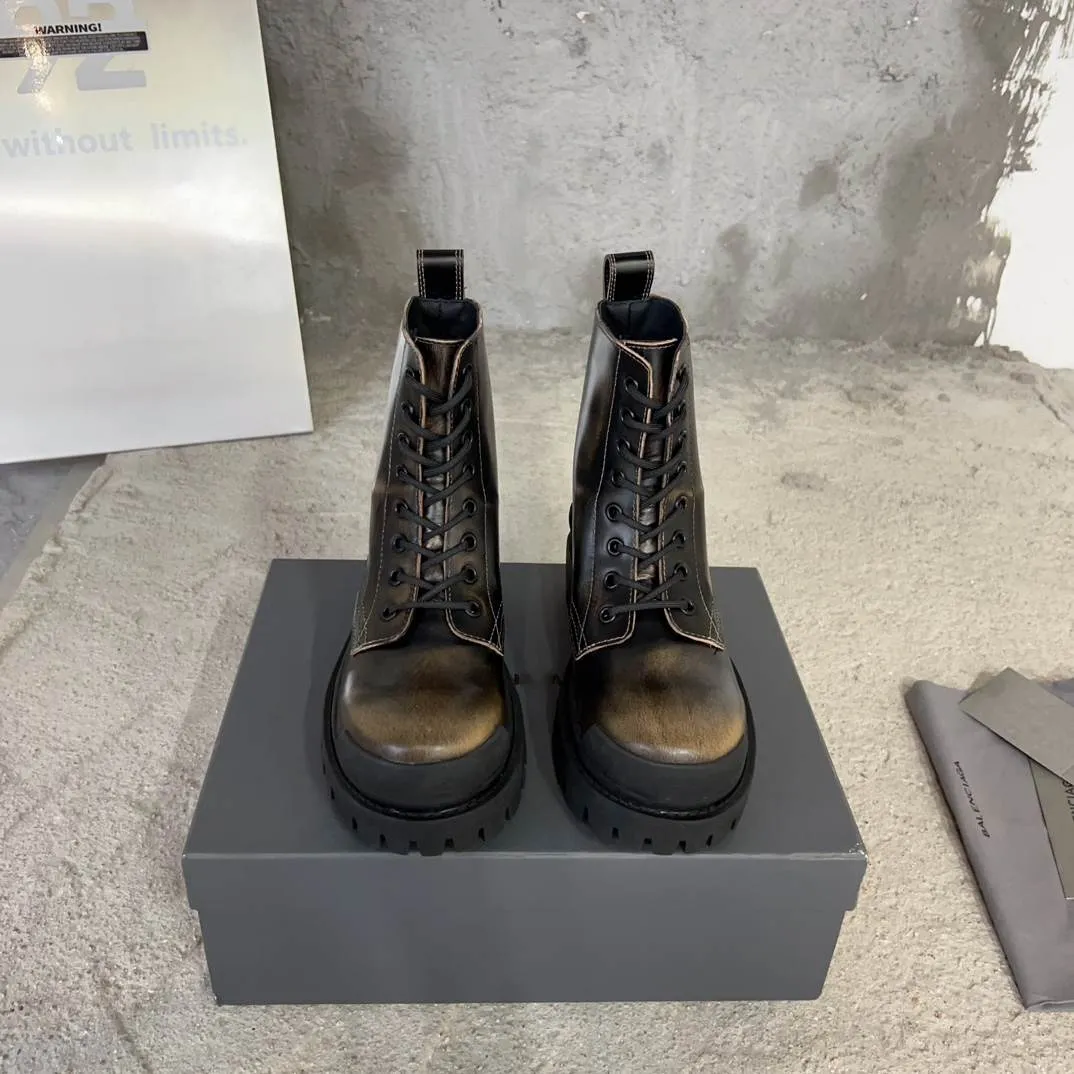 2023 herfst/winter nieuwe Martin-laarzen met veters, vintage gewreven kleur gemaakt van oude Matsutake korte laarzen met dikke zool, vervaardigd ontwerp grote zool zal niet botsen.