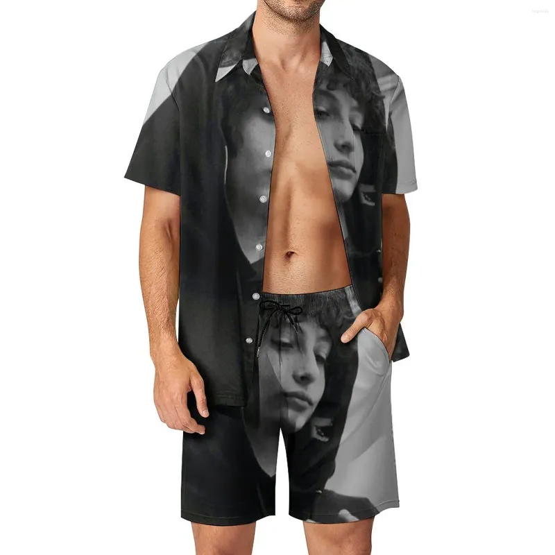 Chándales para hombres Finn Wolfhard Conjuntos para hombres Pantalones cortos casuales Fitness Camisa al aire libre Conjunto Verano Hawaii Traje de manga corta Ropa de talla grande