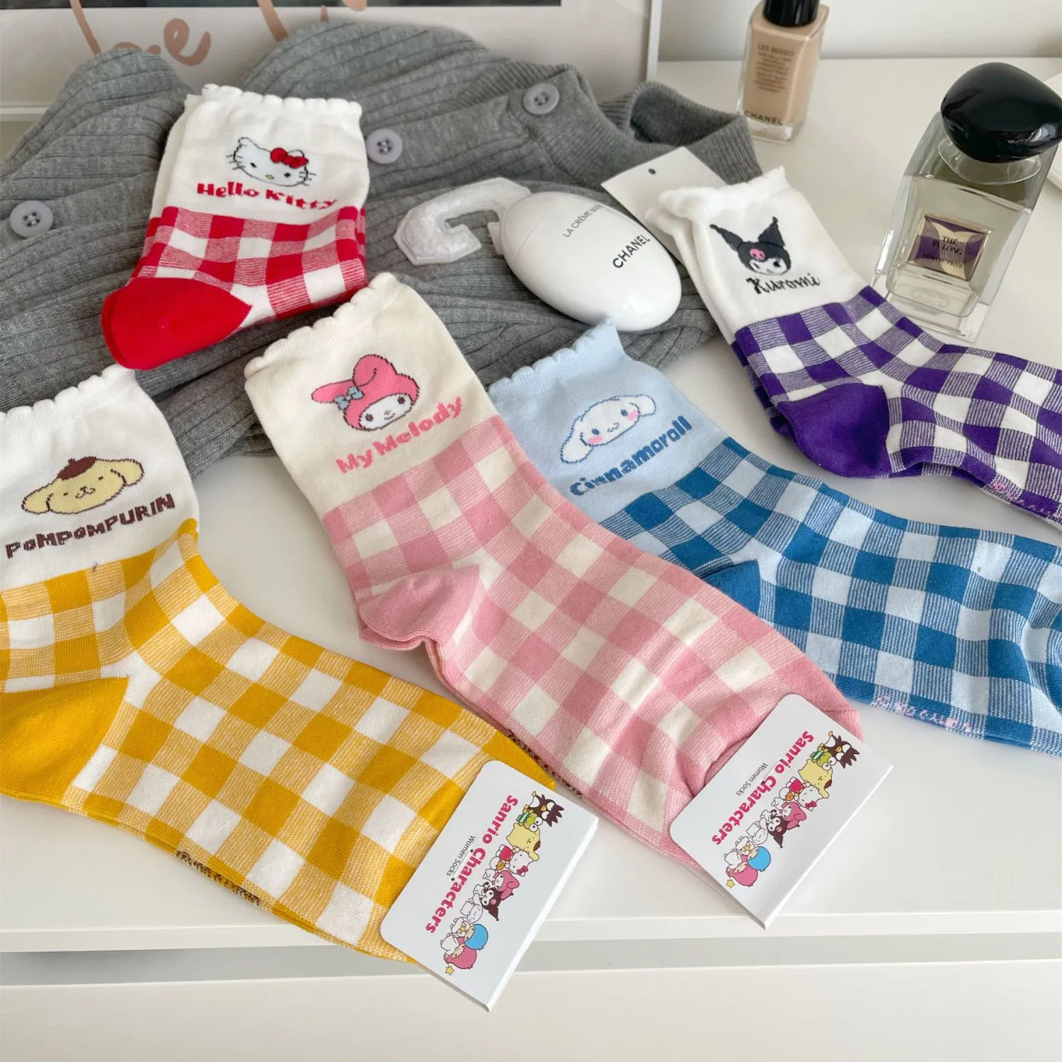 Versatile Cartoon Plaid Bonne Maison Socks For Students Spring/Summer  Collection: Jade Gui, Melody Kitty, Cat Ins Cute Girl And Sweet Student Mid  Tube Sizes From Fine777, $0.7