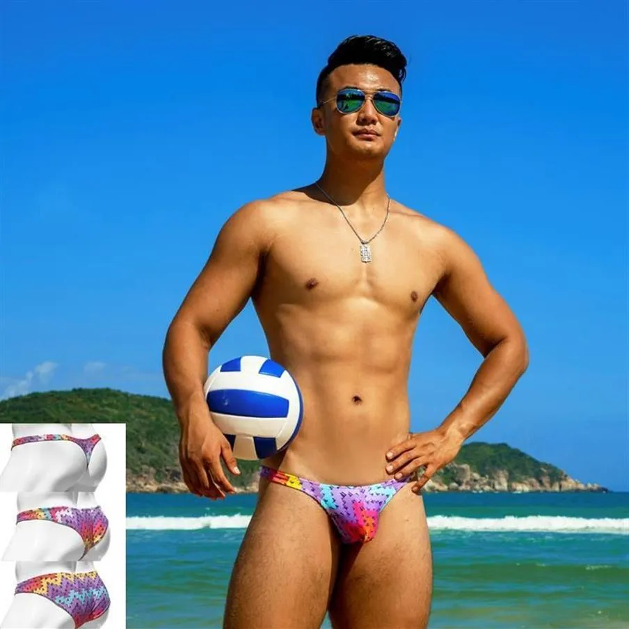 Męskie spodenki 2021 Męskie plaża ciasna niska talia seksowna stroje kąpielowe pływanie gejowskie bikini pół pakiety