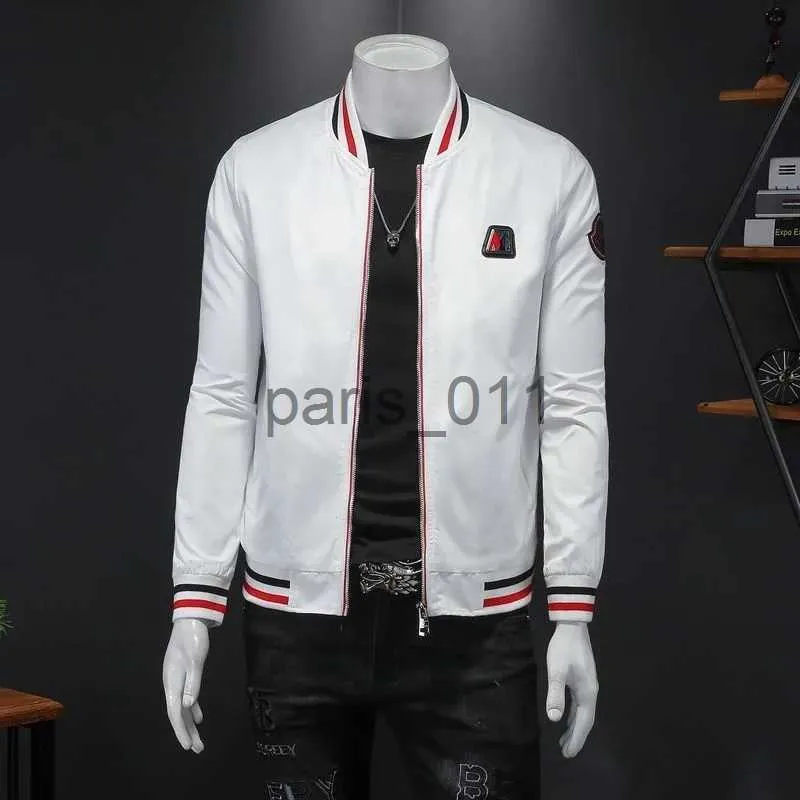 Vestes pour hommes Printemps Nouvelle Veste Noir et Blanc Vintage Bomber Modèle Hommes Casual Baseball Club Ensemble Hommes Chaquetas Hombre x1016