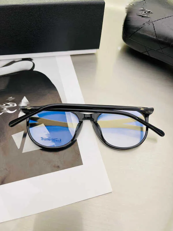Okulary przeciwsłoneczne Ramki Designer Wysokiej jakości szklanki Ramka Szklanki Szklanki Ramka 3282 Anti Blue Light Zwykłe Czarne Szklanki Ramy można sparować z nową liczbą stopni