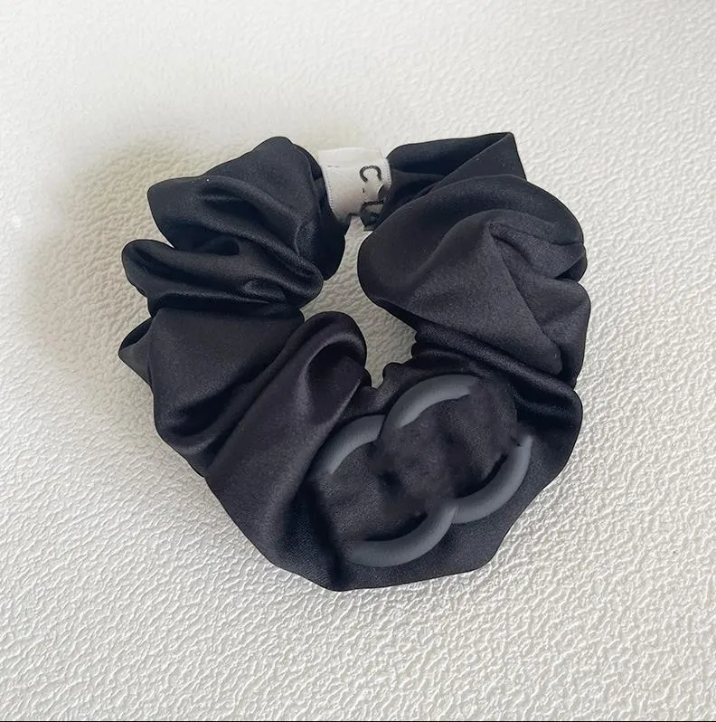 Luxury Fashion Designer Letter Hair Rubber Band Smooth Cloth Hair Ring Bow Brand for Charm Women Hairjewelry Hair Accessory High Qua 200