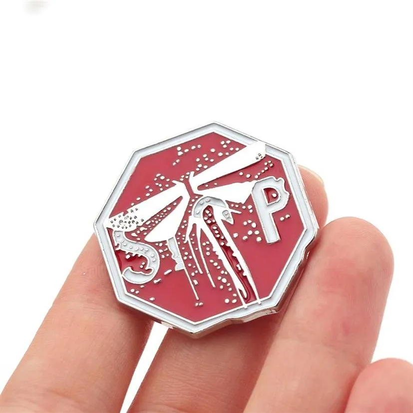 10PICS لعبة The Last of Us Part II Firefly Badges Brooch 3D Metal Collection Soundir for Fan Women Finamel Pin Gift Jewelry326G