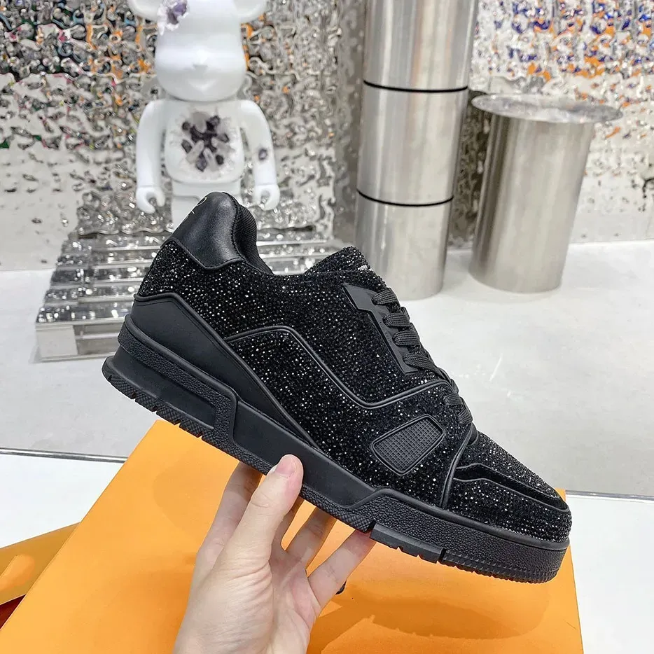 DHgate.com:Designer Fashion Trainer Sneakers, Vintage Casual