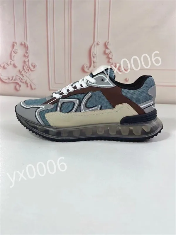 2023 Top New Hot Luxurys Designer scarpe sportive alla moda da uomo e da donna, nero bianco, scarpe con la suola spessa retrò casual, trasportare e allacciare i lacci delle scarpe jsml230508