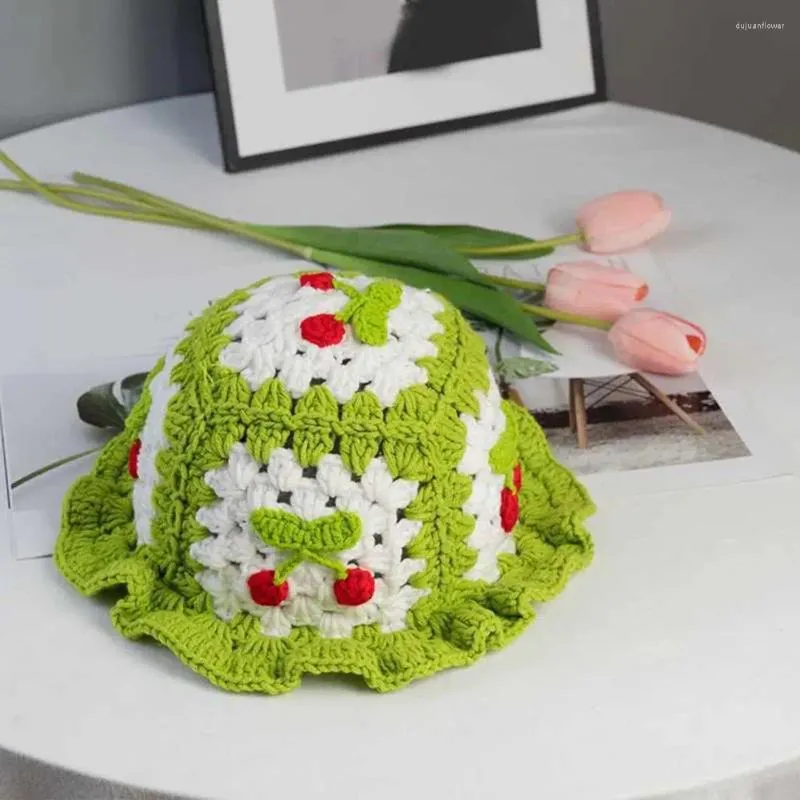 Bérets de voyage, chapeau seau fait à la main en Crochet cerise pour femmes, accessoires mignons et élégants, printemps automne vacances plage