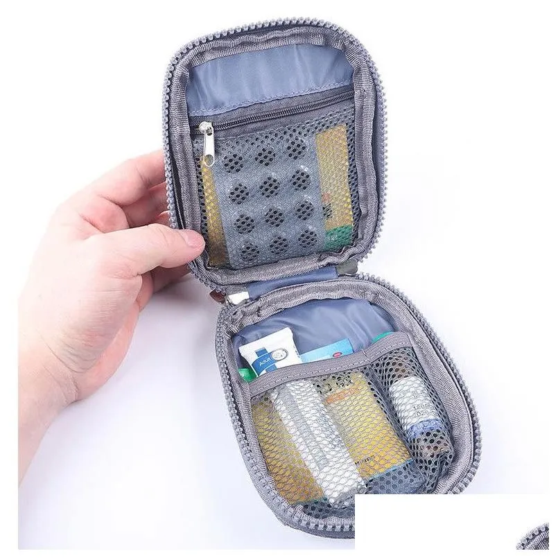 Borse portaoggetti Mini Medicina portatile Kit di pronto soccorso da viaggio Borsa Organizzatore Cam All'aperto Sopravvivenza di emergenza Inventario Drop Deliv all'ingrosso Dhhsm