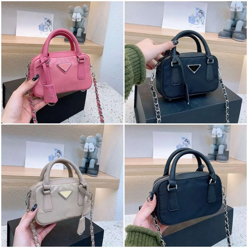 Designer kudde påse axel crossbody handväskor modehandtag handväska lyx äkta läder märke handväska klassisk vanlig messenger shopping triangel brev väskor