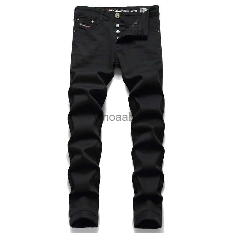 High Quality Embroidered Mens Black Black Slim Fit Jeans Simple Trend  Stretch Slim Fit Pencil Pants With Mid Waist Design Solid Color YQ231016  From Youth03, $19.39 | DHgate.Com