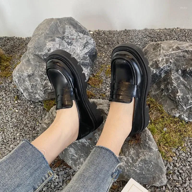 Sapatos de vestido senhoras couro estilo britânico primavera pu preto muffin estudante único bombas retro mocassins mulheres oxford