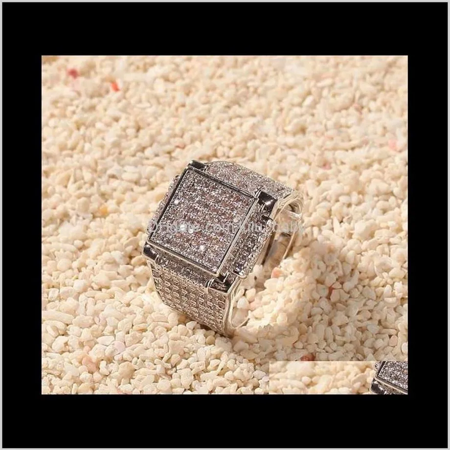 Sparkling Cubic Zirconia Diamonds Copper överdriven fyrkantig ring för män Kvinnor Fashion Luxury Designer Hip Hop Jewelry Grypr Clusta264M